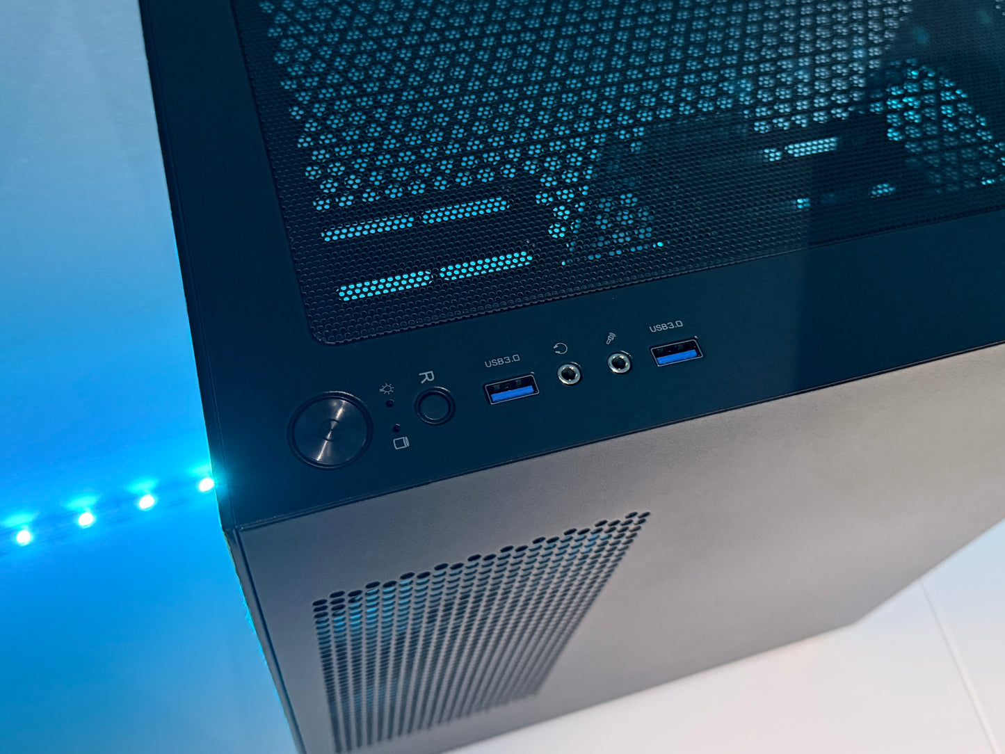 RTX 3060 12GB V2 OC | Ryzen 5 5500 | 16GB RAM| 512GB SSD | Garantie