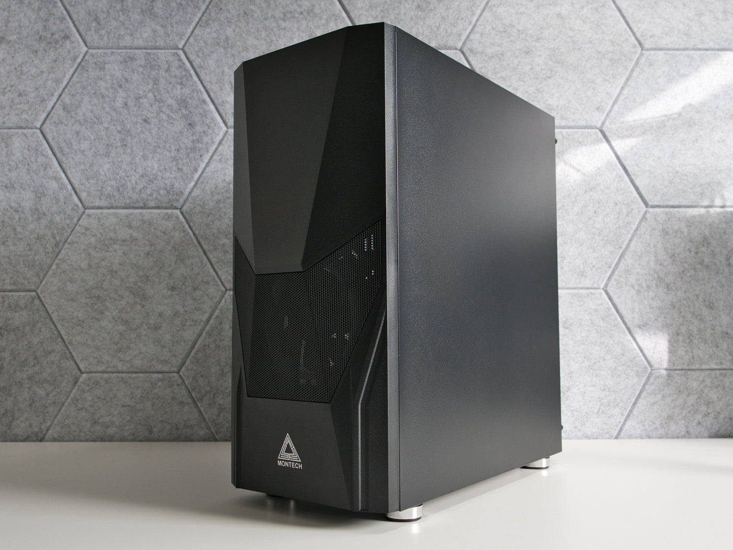 Gaming PC Schwarz | RTX 5050 (8GB) | Ryzen 5 5500 | 16GB RAM | 500GB SSD | Mesh ARGB