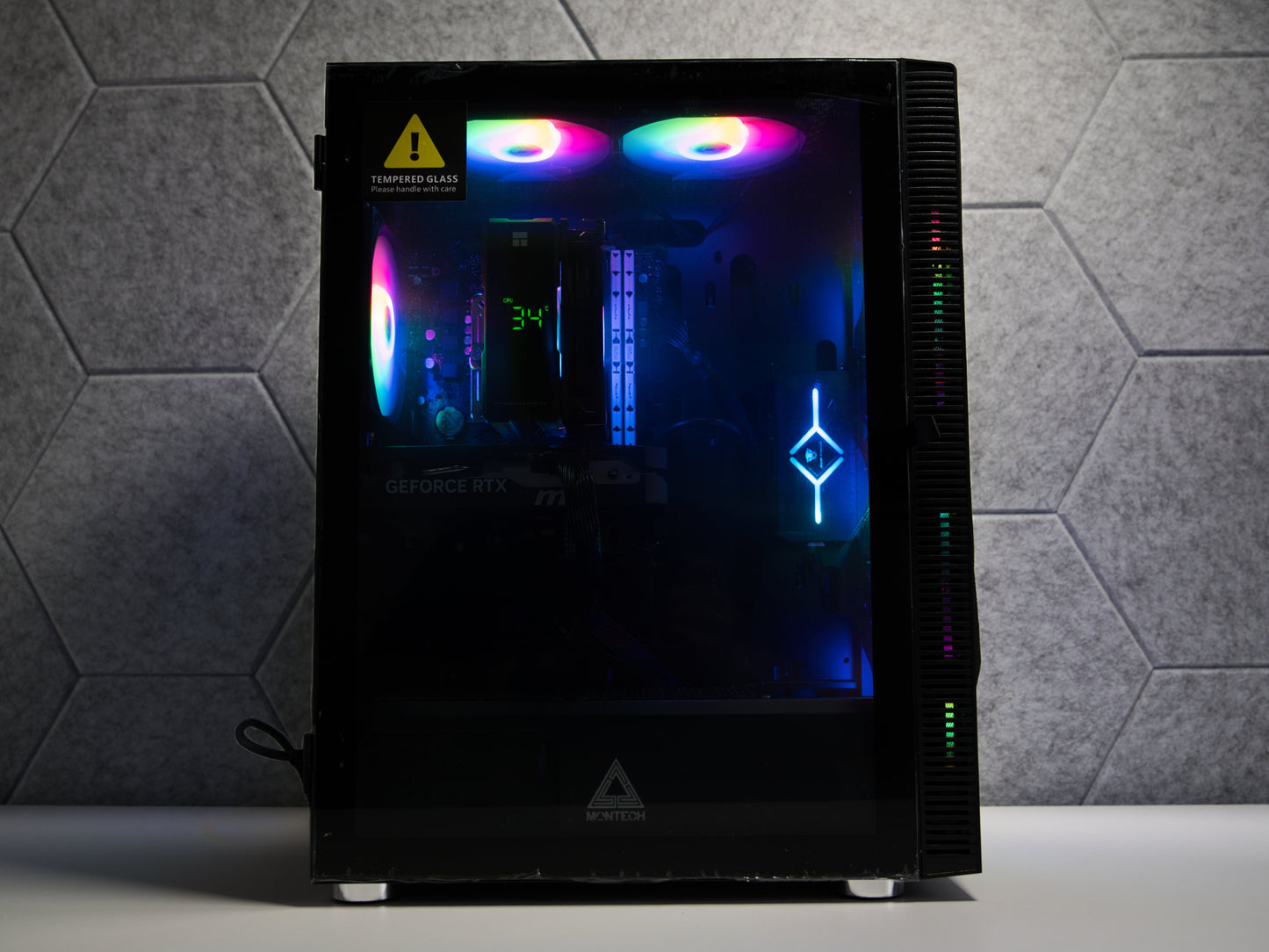 Gaming PC Schwarz | RTX 5050 (8GB) | AMD Ryzen 5 5500 | 16GB RAM | 500GB SSD | Win 11