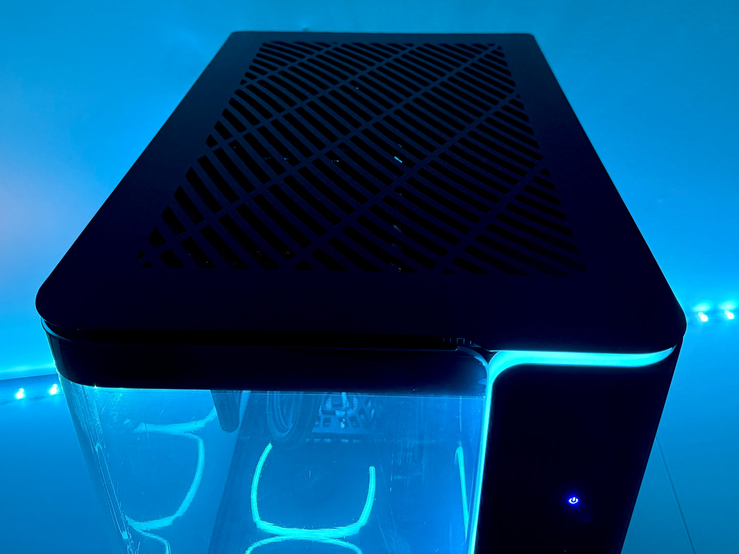 RTX 5060 Ti 16GB | Ryzen 7 5700 | 32GB RAM | 1TB SSD | Wasserkühlung | Garantie